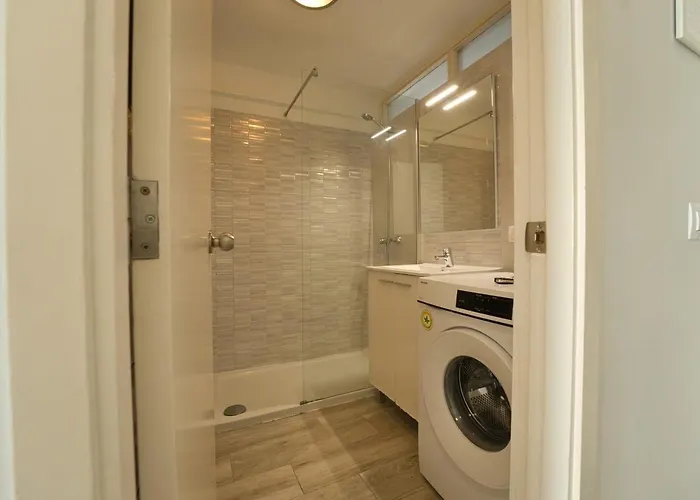 Apartment In Americas